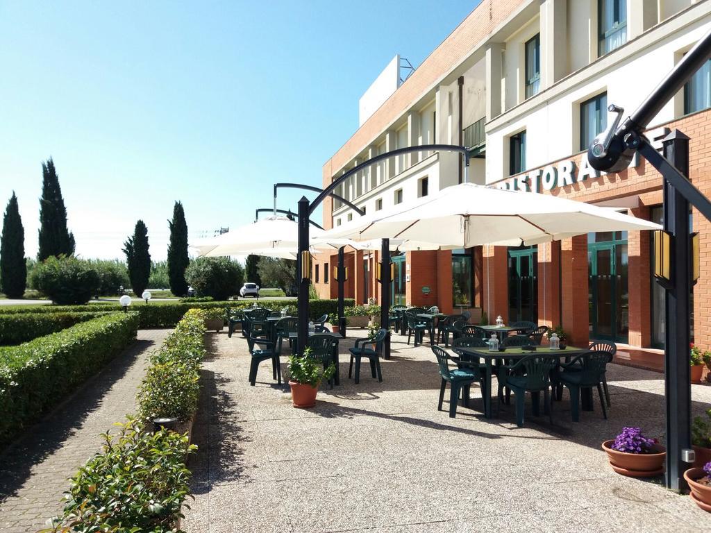 Meditur Hotel Pisa Migliarino Pisano Luaran gambar
