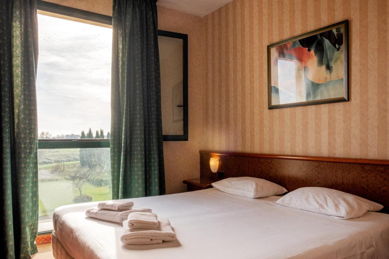 Meditur Hotel Pisa Migliarino Pisano Luaran gambar