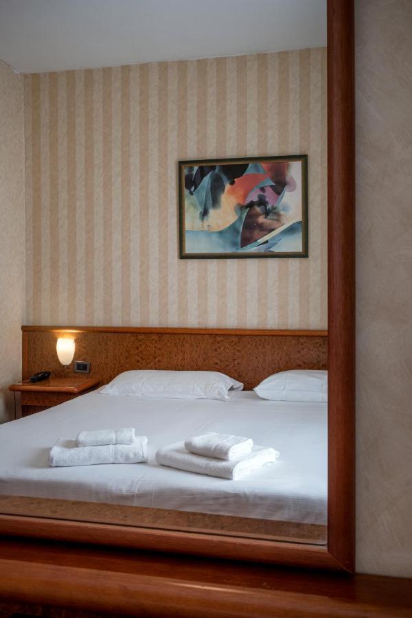 Meditur Hotel Pisa Migliarino Pisano Luaran gambar