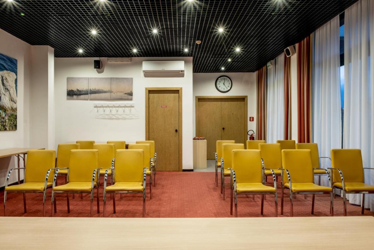 Meditur Hotel Pisa Migliarino Pisano Luaran gambar