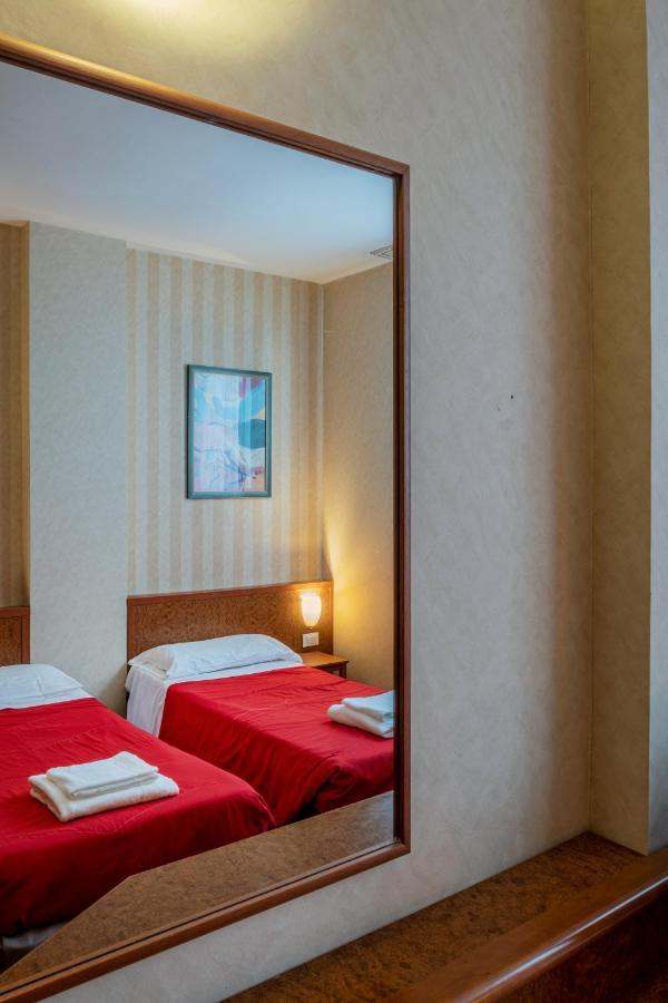 Meditur Hotel Pisa Migliarino Pisano Luaran gambar