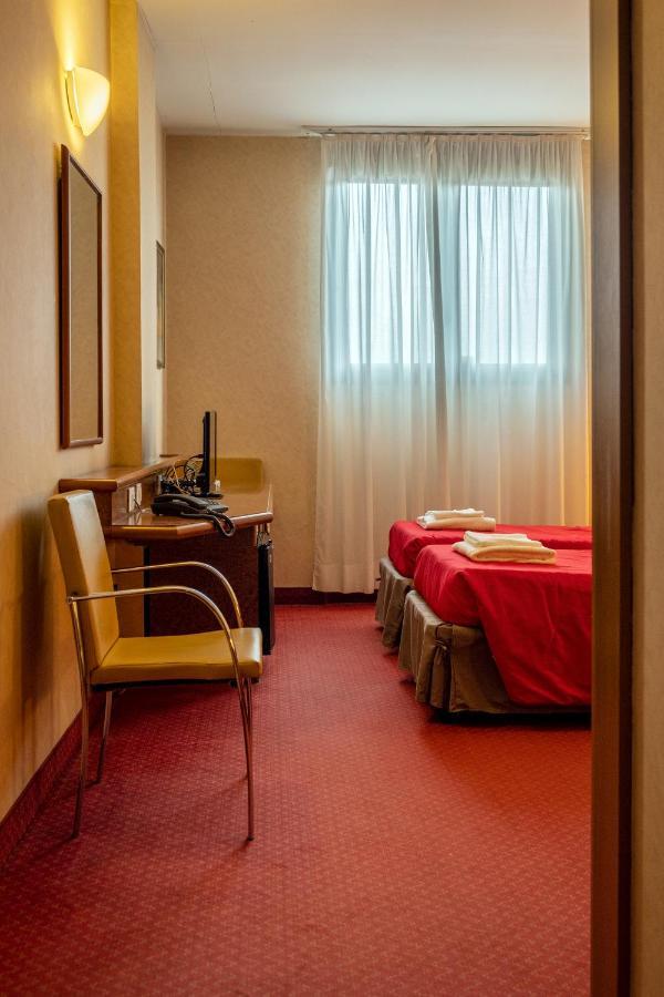 Meditur Hotel Pisa Migliarino Pisano Luaran gambar
